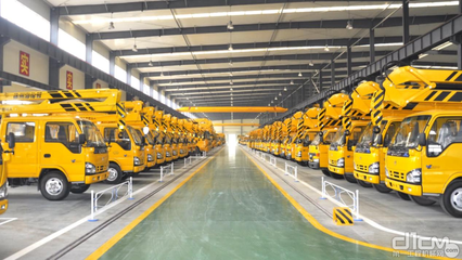 计算机软硬件研发与销售 驱动数字时代的双引擎